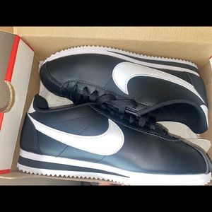 Women Cortez leather